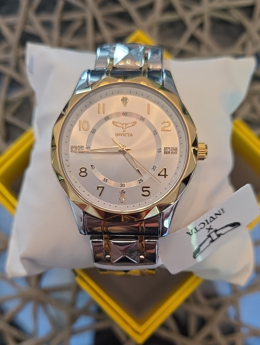 292.  Invicta Specialty I by Invicta Men's Watch - 41mm, Gold & Silvee (69023)